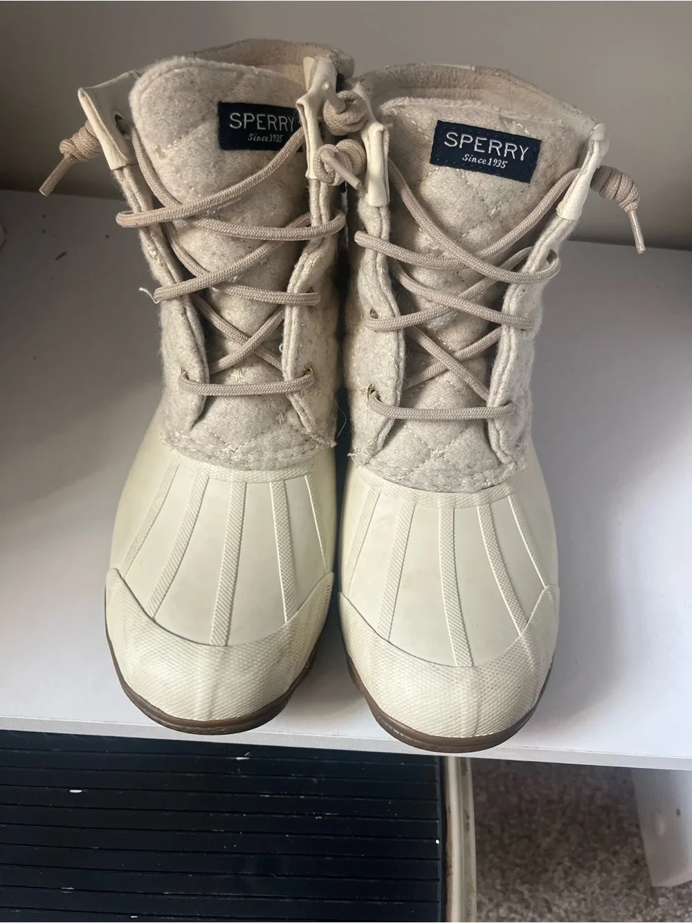 Sperry Women's Cream Lace-Up Insulated Duck Boots
